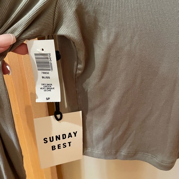 Sunday best bliss cropped longsleeve - Picture 5 of 5